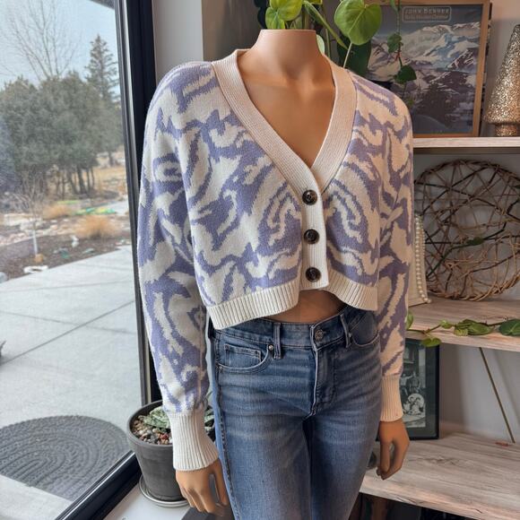 Arizona Jean Co. Purple & Ivory Knit Cropped Button Front Cardigan, Medium - Picture 3 of 11